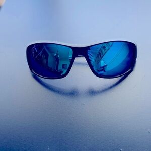 Mens sunglasses. Highly efficient, stylish as well.